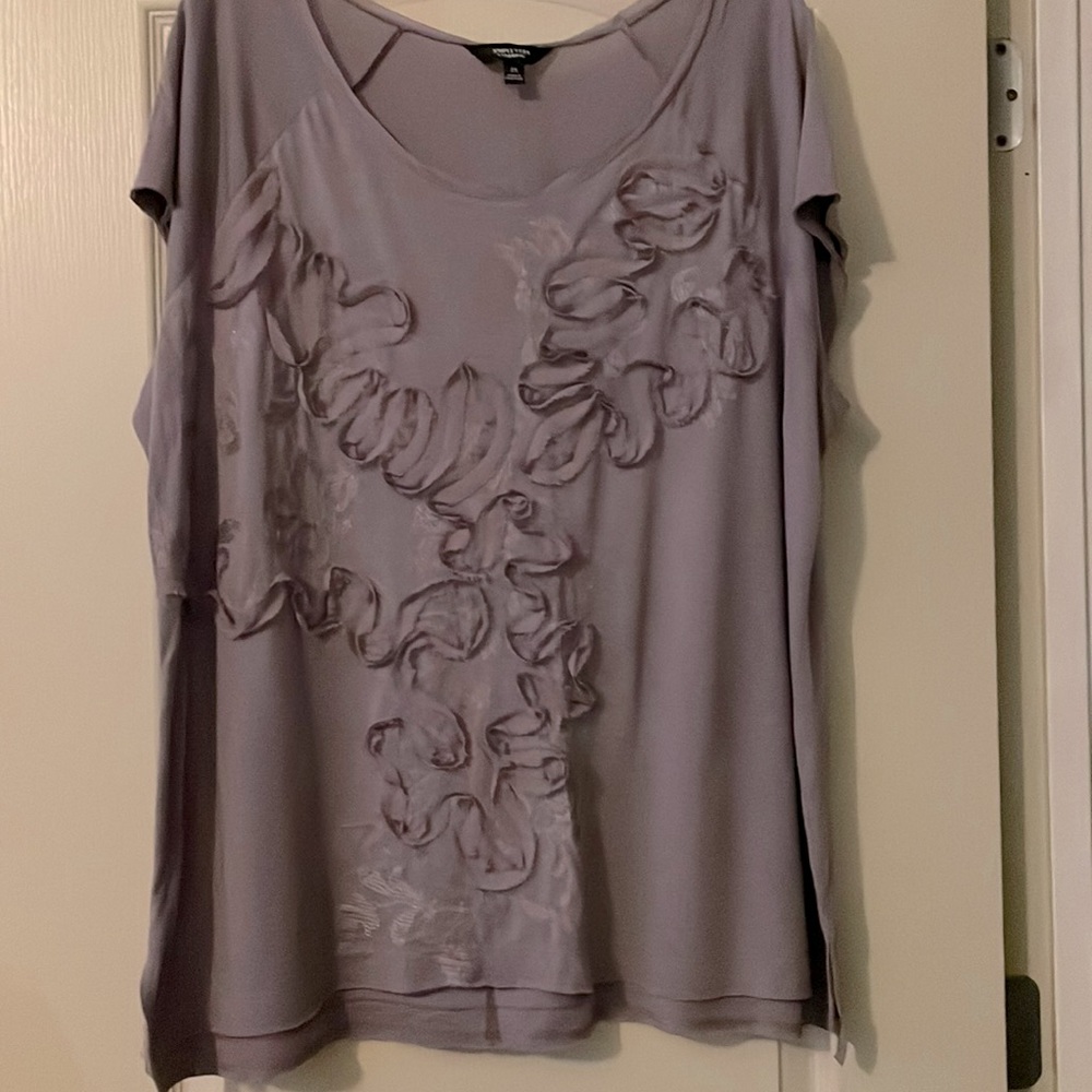 Simply Vera (Vera Wang) Lavender with floral embellishment sz. 2X